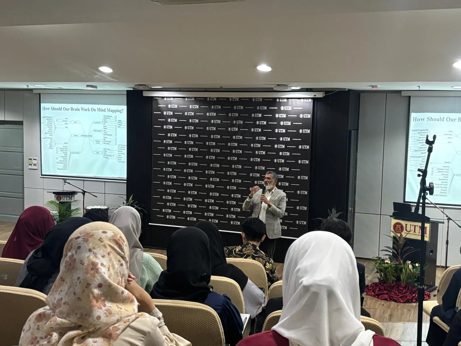 Presentation on the local LLM market segment during a partner workshop